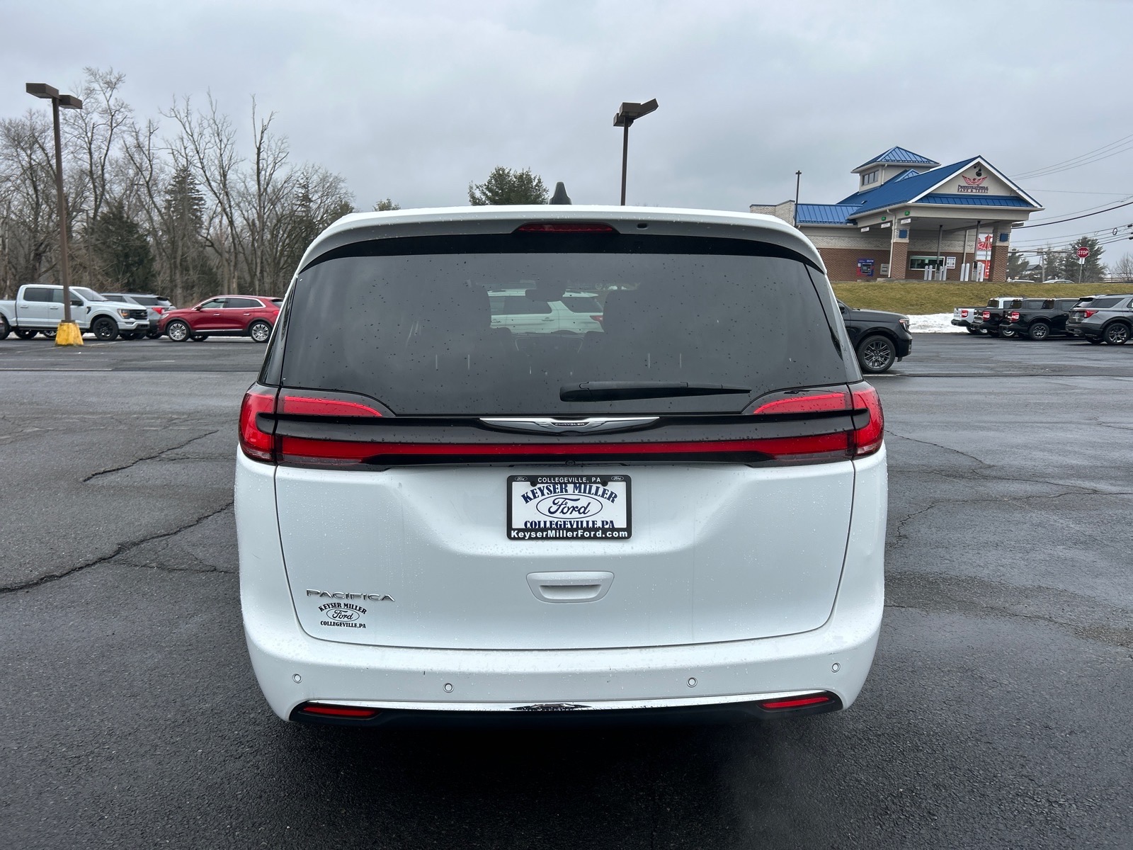 Used 2023 Chrysler Pacifica - photo 14