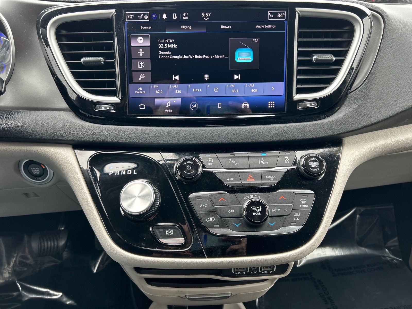 Used 2023 Chrysler Pacifica - photo 30