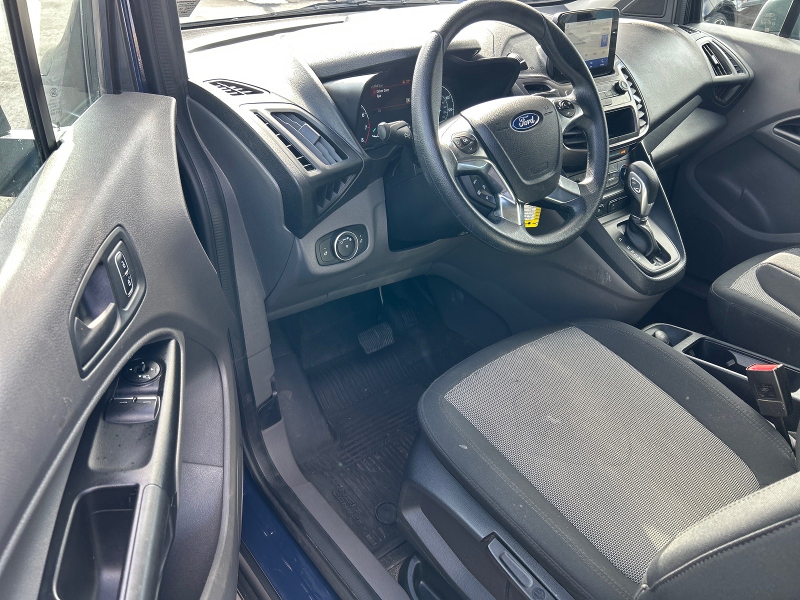Used 2023 Ford Transit Connect - photo 8