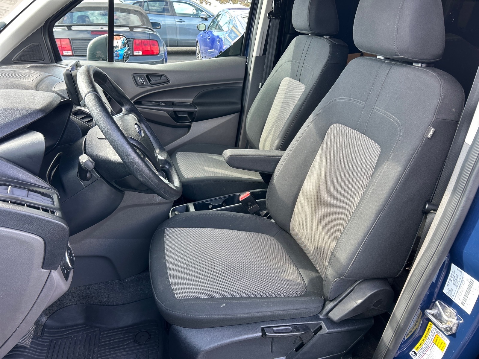 Used 2023 Ford Transit Connect - photo 10