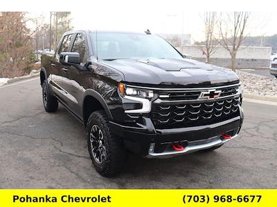 Used 2025 Chevrolet Silverado 1500 - photo 1