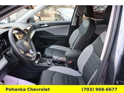 Used 2023 Volkswagen Taos - photo 1