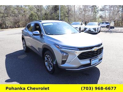 Used 2025 Chevrolet Trax - photo 1