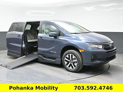 Used 2026 Honda Odyssey - photo 1
