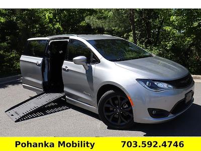 2019 Chrysler Pacifica FWD Minivan for sale #CPB25101 - photo 1