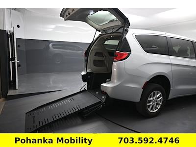 2024 Chrysler Pacifica FWD Minivan for sale #CPB26382 - photo 1