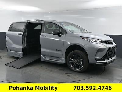 2025 Toyota Sienna FWD Minivan for sale #CPB281216 - photo 1