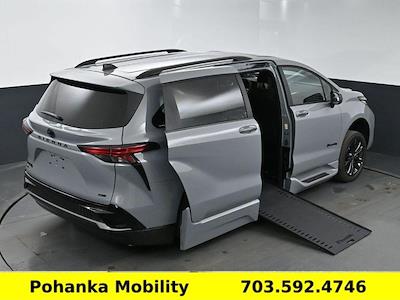 2025 Toyota Sienna FWD Minivan for sale #CPB281216 - photo 2