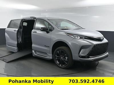 2025 Toyota Sienna FWD Minivan for sale #CPB281358 - photo 1