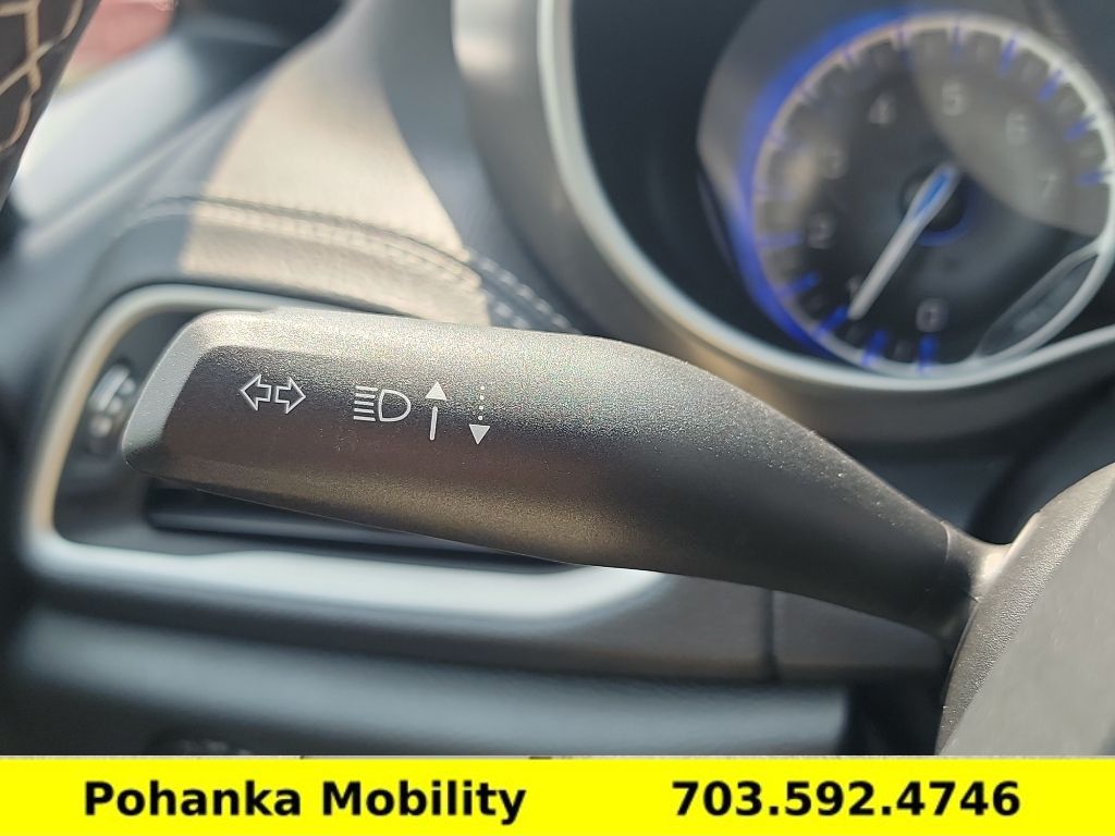Used 2025 Chrysler Pacifica - photo 19
