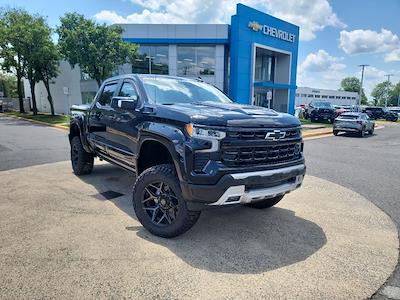 2024 Chevrolet Silverado 1500 Crew Cab 4WD Pickup for sale #TRZ255352 - photo 1