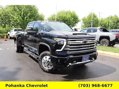 2025 Chevrolet Silverado 3500 Crew Cab 4WD Pickup for sale #TSF202878 - photo 1