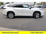 Used 2024 Toyota Highlander Platinum AWD SUV for sale #TSR349161A - photo 8