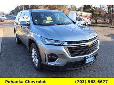Used 2023 Chevrolet Traverse - photo 1