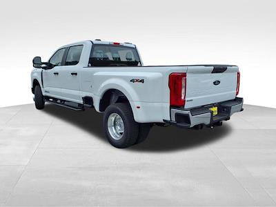2025 Ford F-350 Crew Cab DRW 4x4 Pickup for sale #5N3976 - photo 2