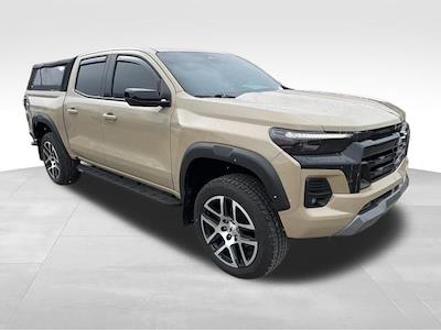 Used 2023 Chevrolet Colorado - photo 1