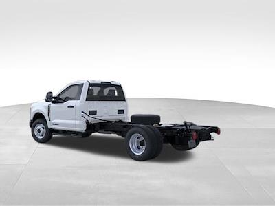 2026 Ford F-350 Regular Cab DRW 4WD Cab Chassis for sale #5N4304 - photo 2