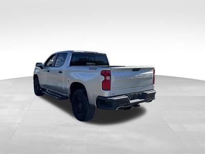 2019 Chevrolet Silverado 1500 Crew Cab 4WD Pickup for sale #5U2945A - photo 2