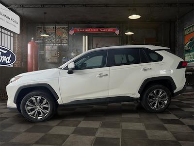 Used 2022 Toyota RAV4 - photo 1