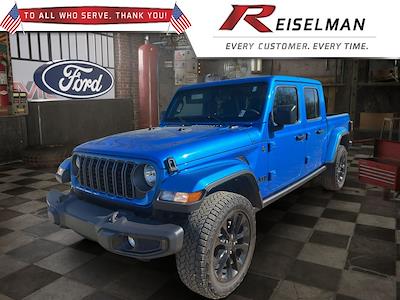 Used 2025 Jeep Gladiator - photo 1