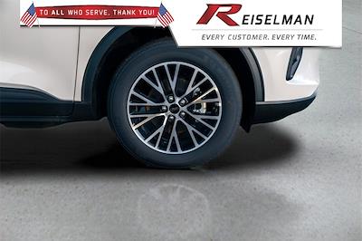 Used 2024 Ford Escape - photo 1