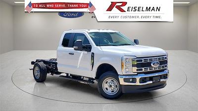 2025 Ford F-350 Super Cab SRW 4x4 Cab Chassis for sale #3D71685 - photo 1