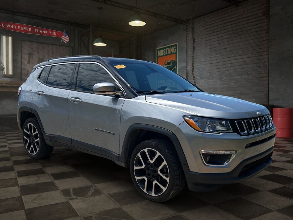 Used 2017 Jeep Compass - photo 2