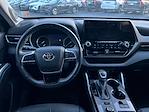 Used 2022 Toyota Highlander Limited for sale #3R808B - photo 4