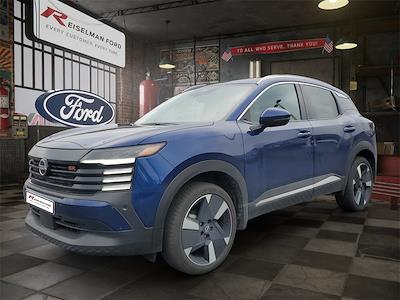 Used 2025 Nissan Kicks - photo 1