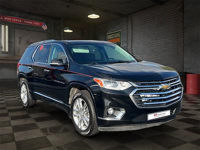 Used 2021 Chevrolet Traverse - photo 1