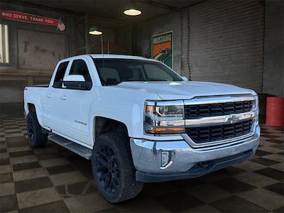 Used 2018 Chevrolet Silverado 1500 - photo 1