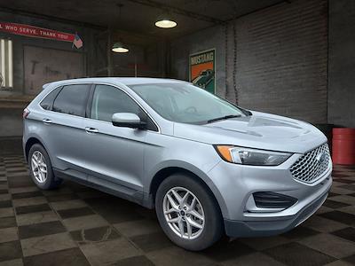 Used 2023 Ford Edge - photo 1