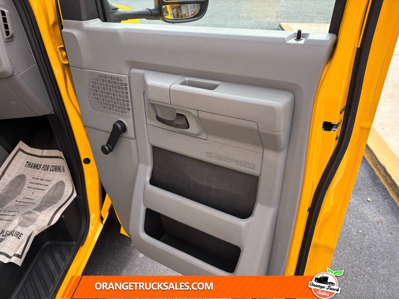 Used 2021 Ford E-350 - photo 15