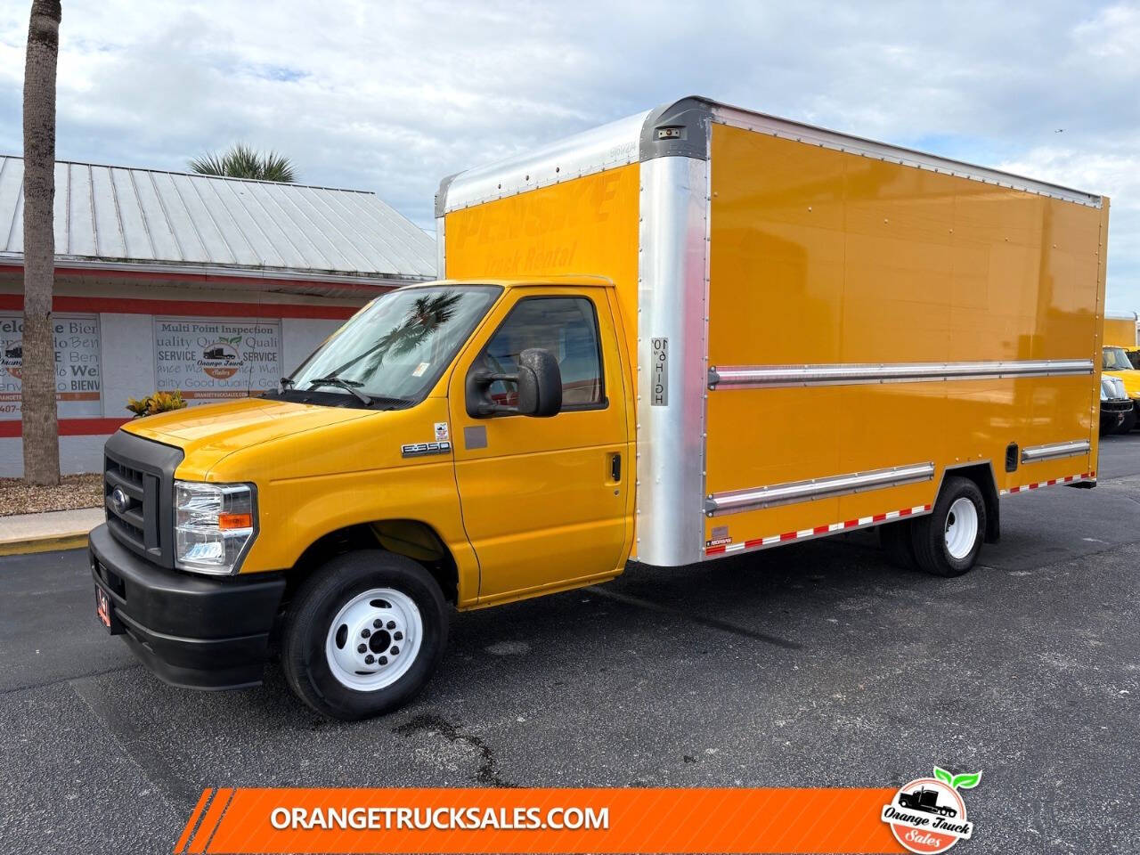Used 2021 Ford E-350 - photo 6