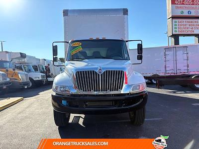 Used 2019 International DuraStar 4300 - photo 1