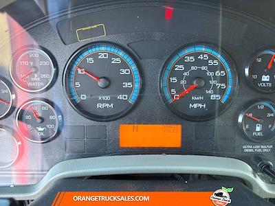 Used 2019 International DuraStar 4300 - photo 1