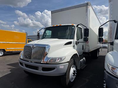 Used 2021 International MV - photo 1