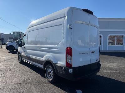 Used 2022 Ford Transit 250 - photo 1