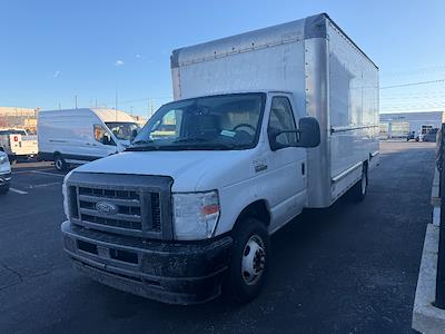 Used 2022 Ford E-350 - photo 1
