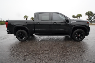 Used 2023 GMC Sierra 1500 - photo 1