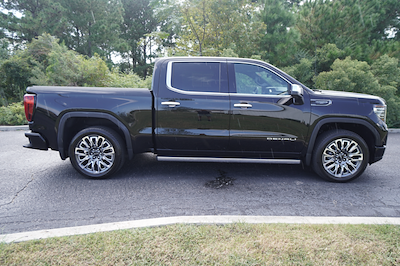 Used 2026 GMC Sierra 1500 - photo 1