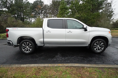 Used 2022 Chevrolet Silverado 1500 - photo 1