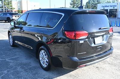 2020 Chrysler Pacifica FWD Minivan for sale #C1949B - photo 2