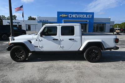 2025 Jeep Gladiator Crew Cab 4WD Pickup for sale #C2139A - photo 2