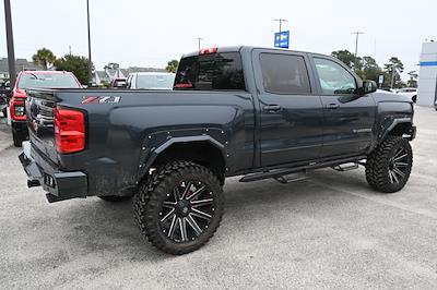 2018 Chevrolet Silverado 1500 Crew Cab 4WD Pickup for sale #C2363A - photo 2