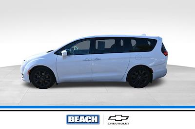 Used 2020 Chrysler Pacifica Touring Minivan for sale #C2370A - photo 1