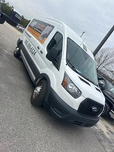 Used 2023 Ford Transit 250 - photo 1