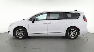 Used 2024 Chrysler Pacifica - photo 1
