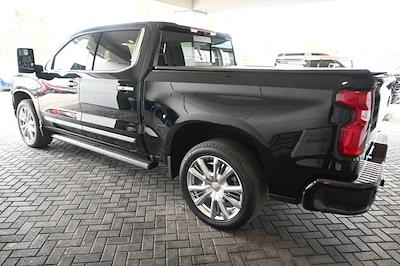 Used 2025 Chevrolet Silverado 1500 - photo 1