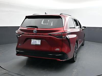 2022 Toyota Sienna FWD Minivan for sale #ANS123873 - photo 2